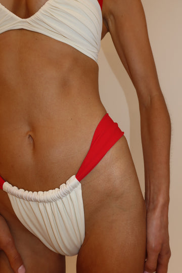 Cute Ana de Bretaña / Ivory Apricot Cherry Red - Bottom